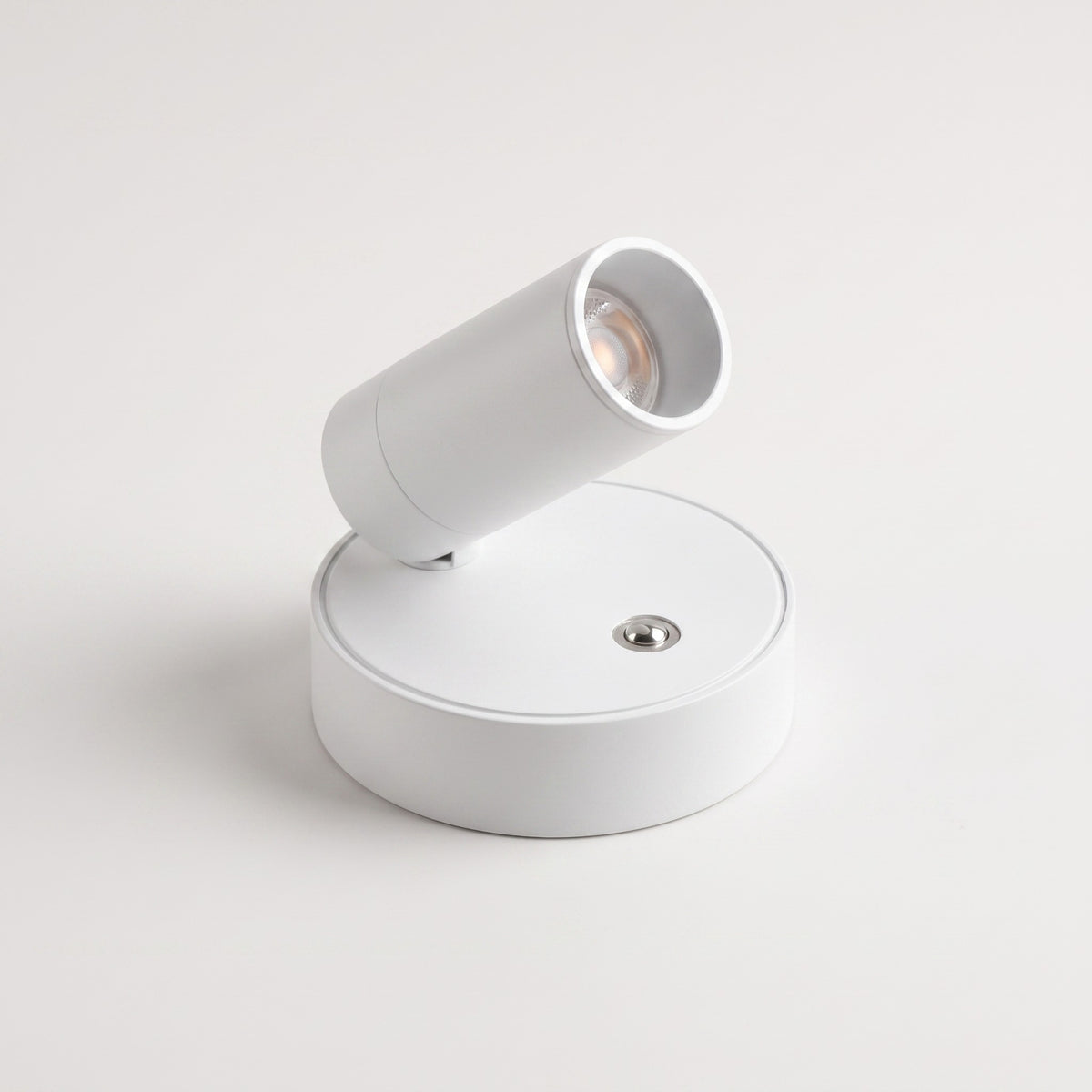 Touch-dim magnetic reading light in white, studio packshot